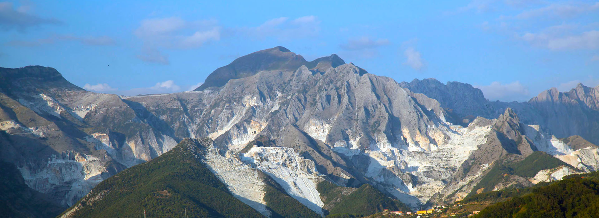 cave di marmo panoramica