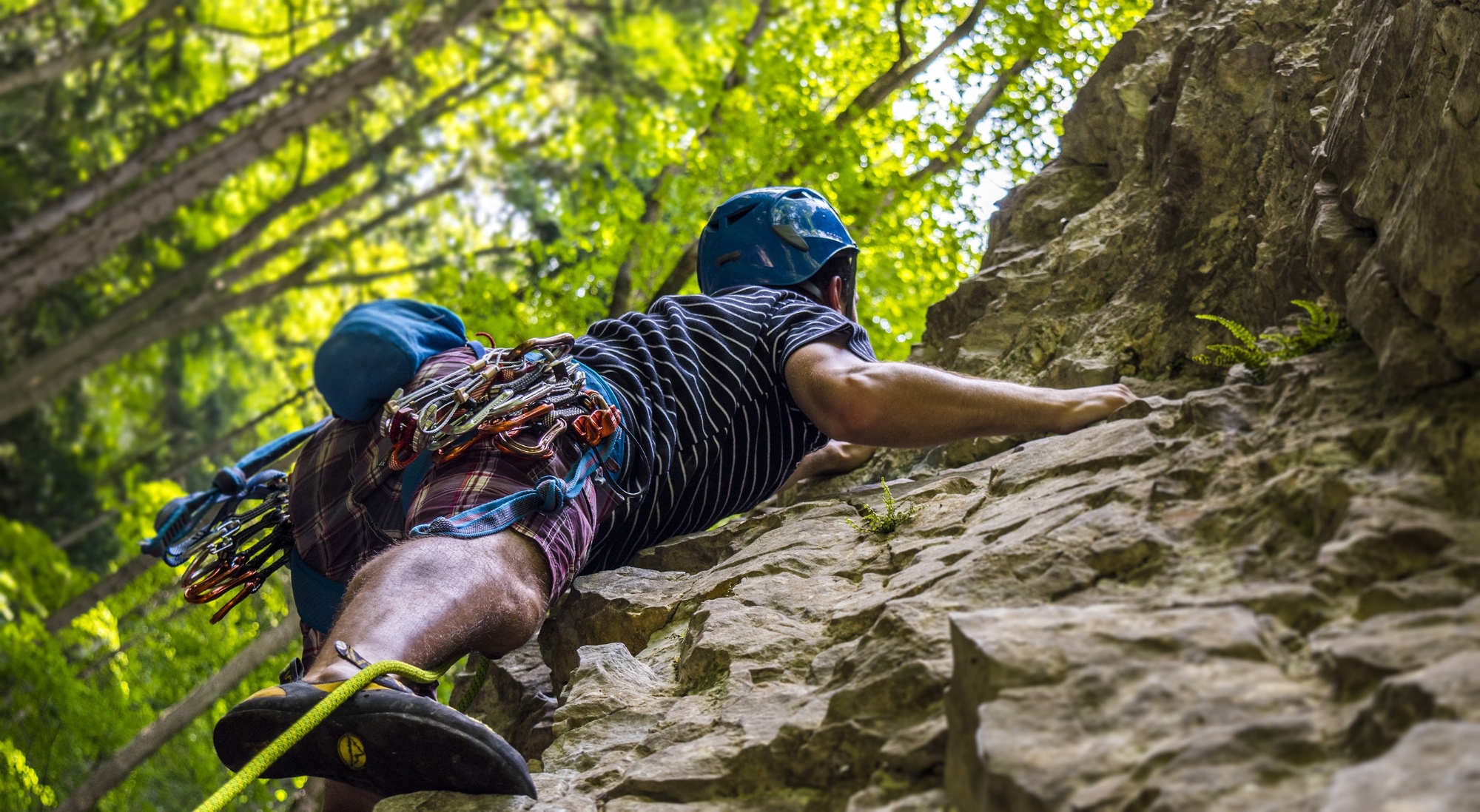 Una splendida arrampicata nel bosco del Monte Pisano