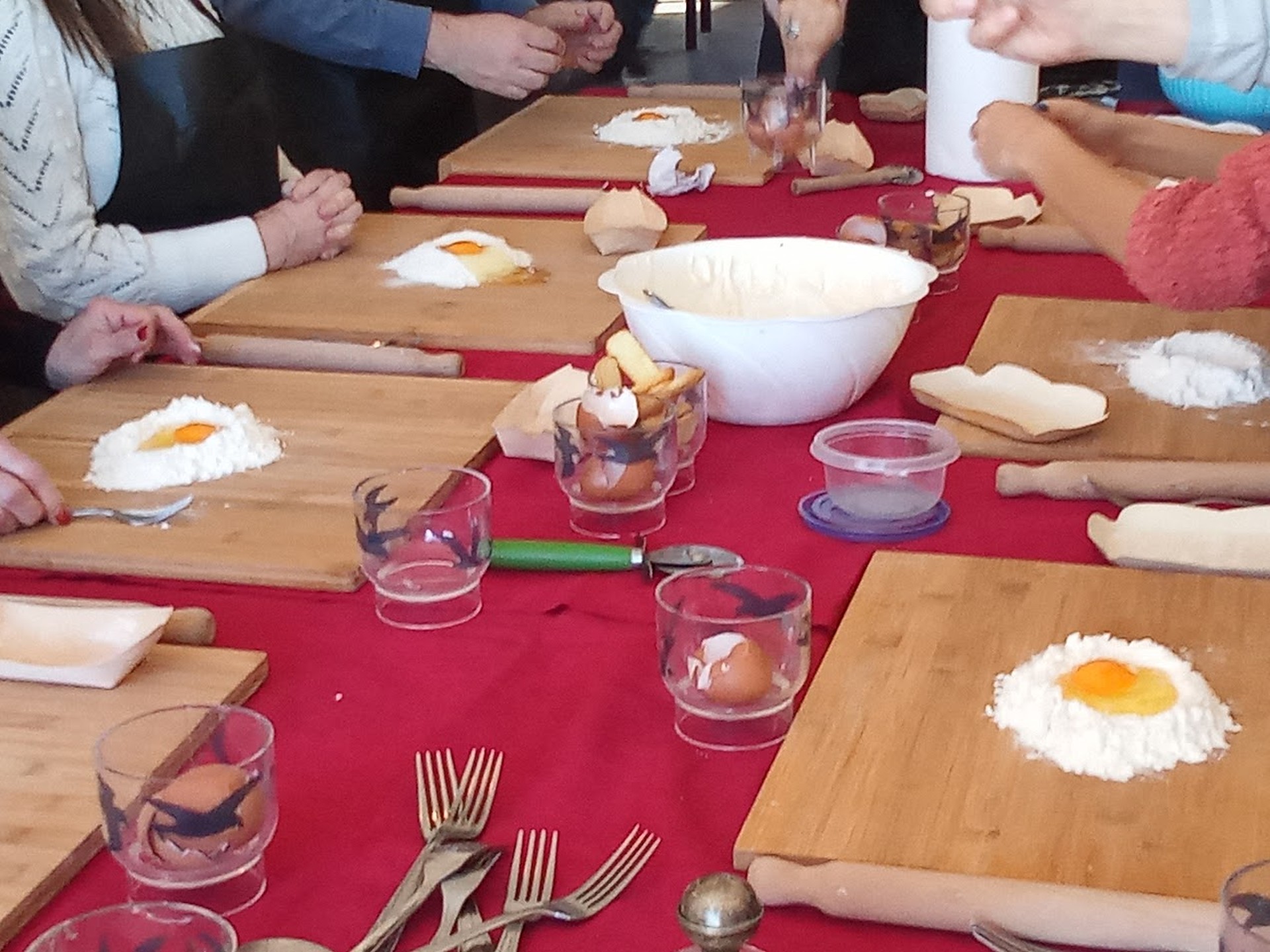 Flour and eggs for fresh pasta