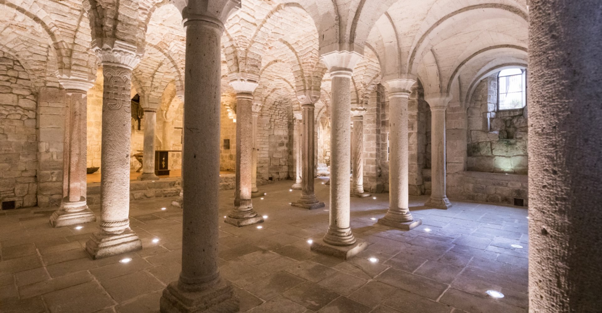 Crypte abbaye abbadia san salvatore