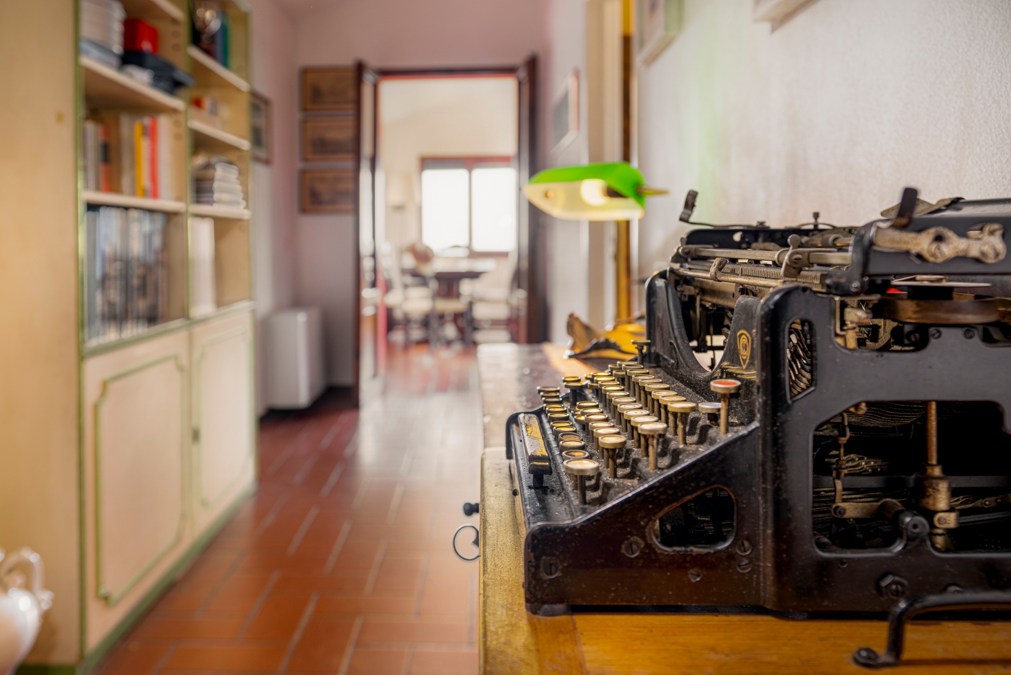 gli interni della villa tra storia e relax