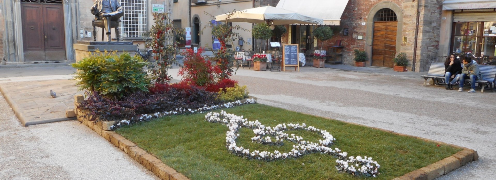 A guided visit to discover Lucca the birthplace of Puccini, the world-famous composer