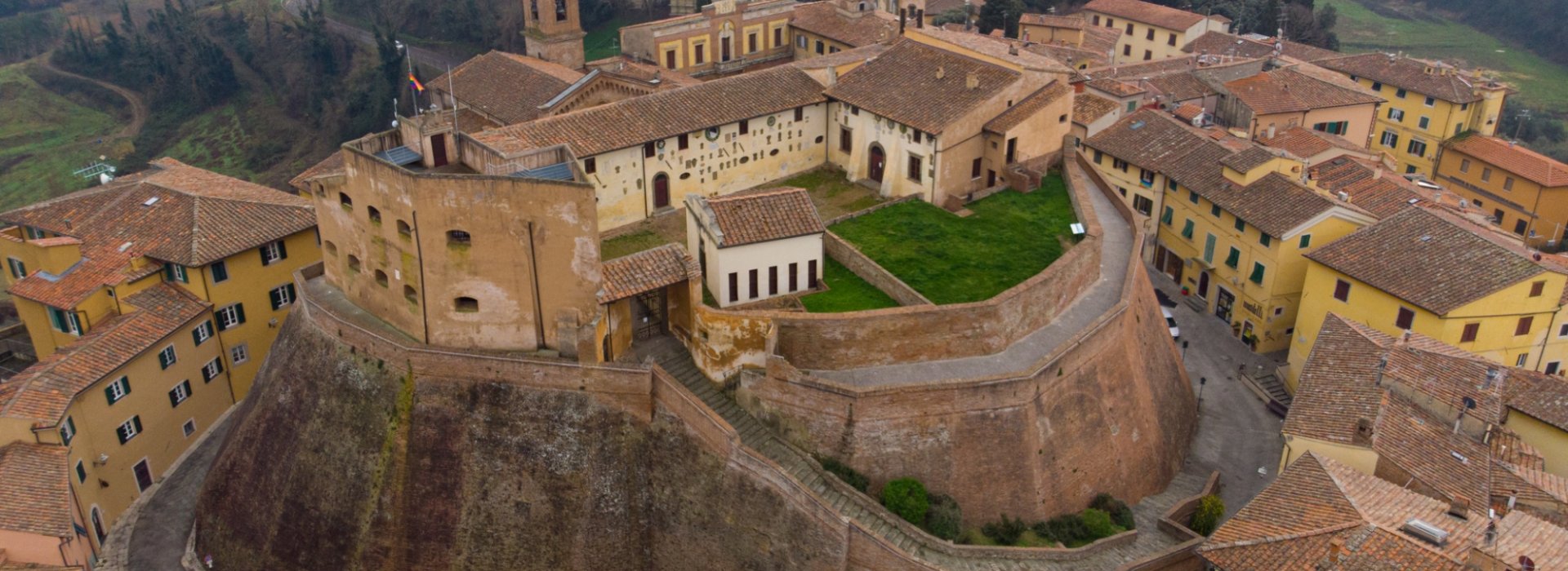 borgo di Lari borgo di Lari