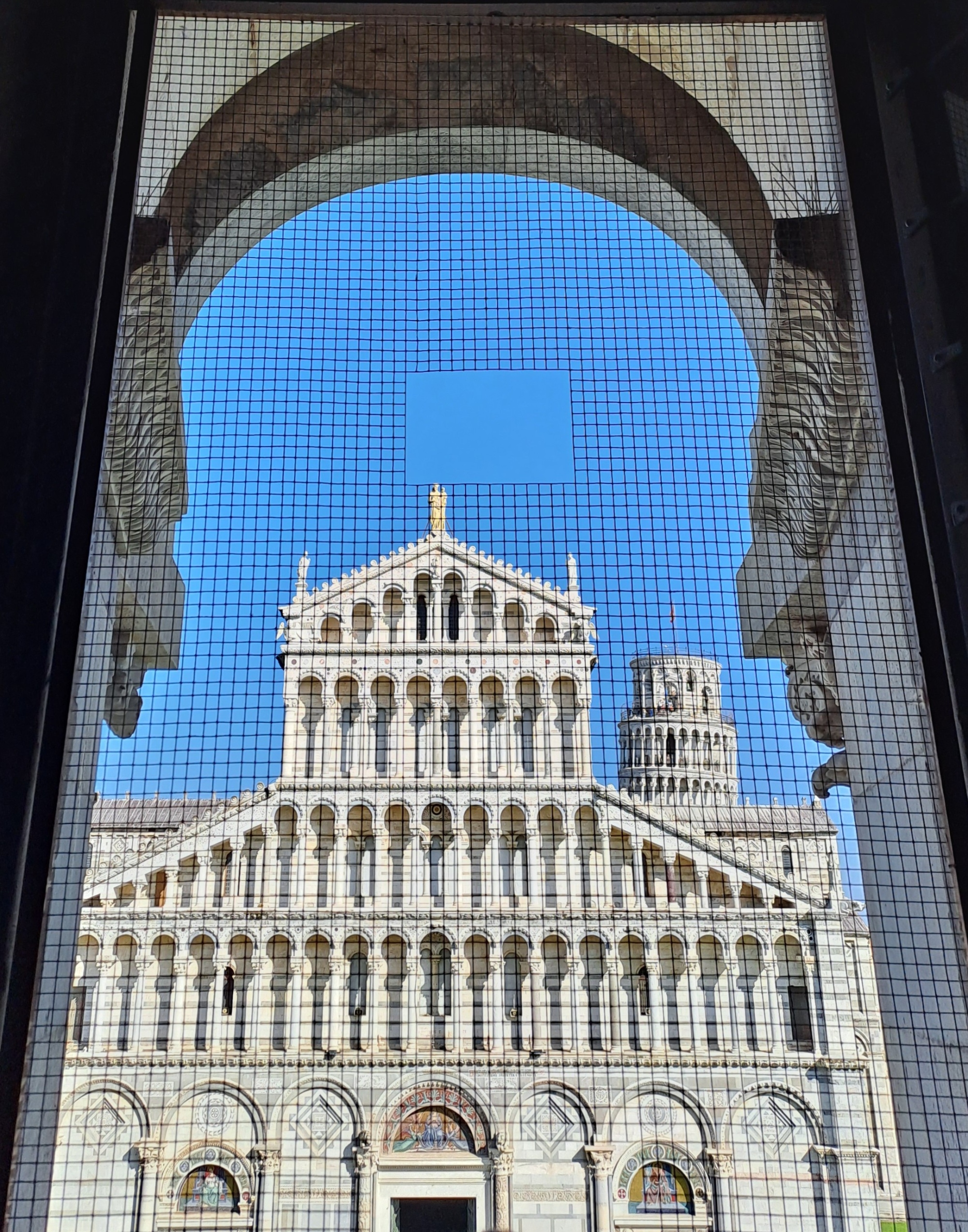 Guided visit to the Field of Miracles and Leaning Tower climbing in Pisa
