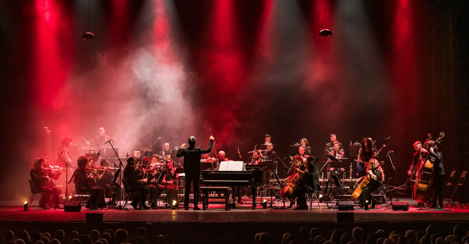 Ensemble Symphony Orchestra in concerto