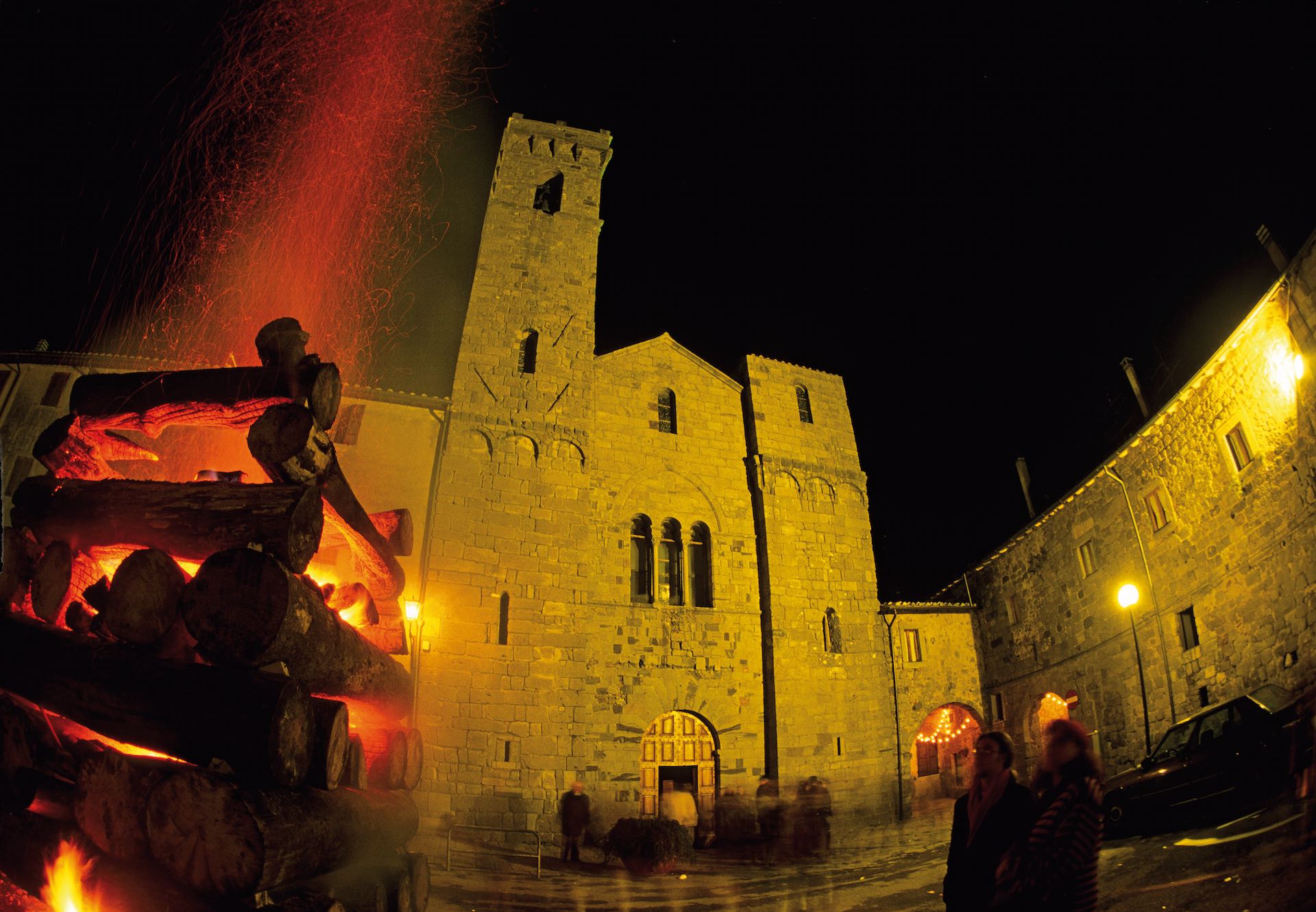 Procesión con antorchas de Abbadia San Salvatore