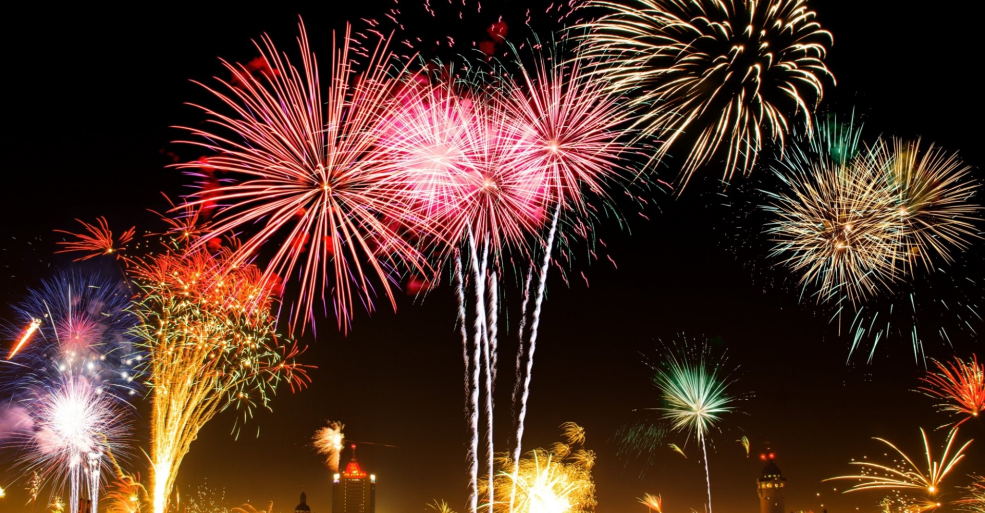 fuochi d'artificio nella notte fuochi d'artificio nella notte