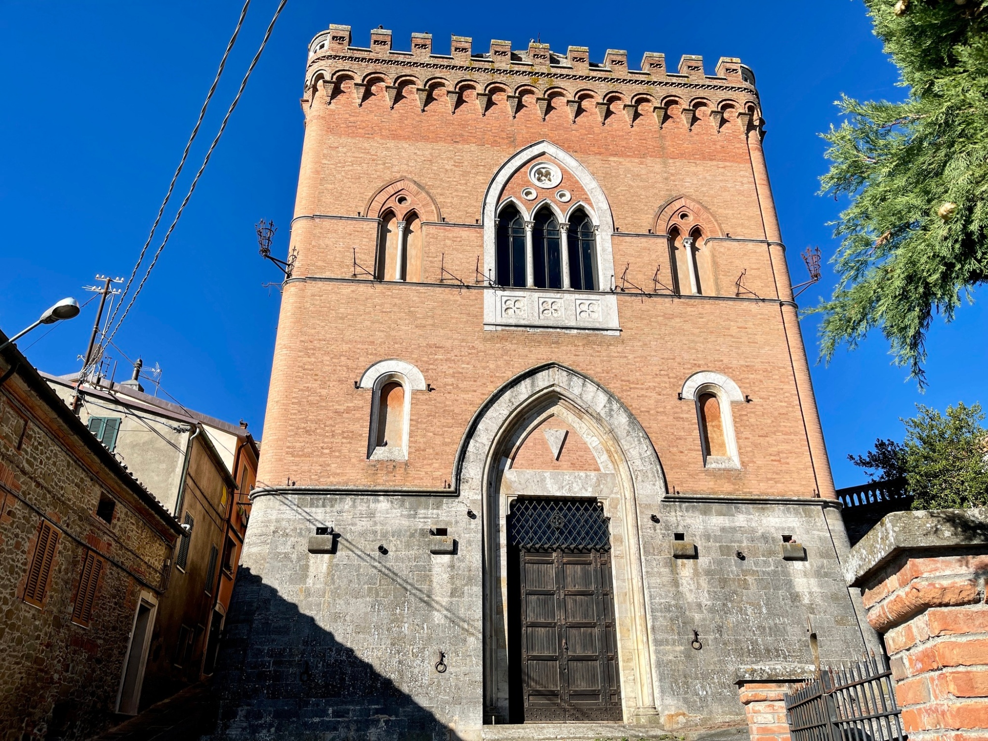 Castle of Farnetella