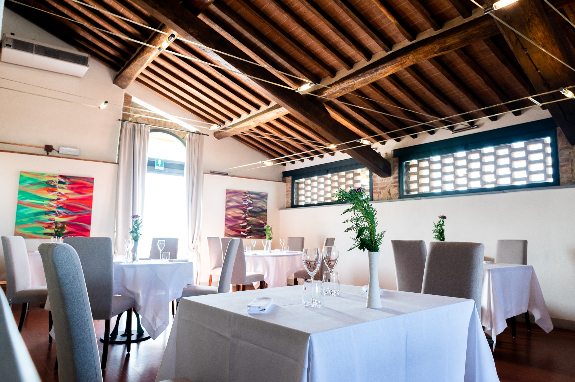 La sala da pranzo del Relais Riserva di Fivizzano