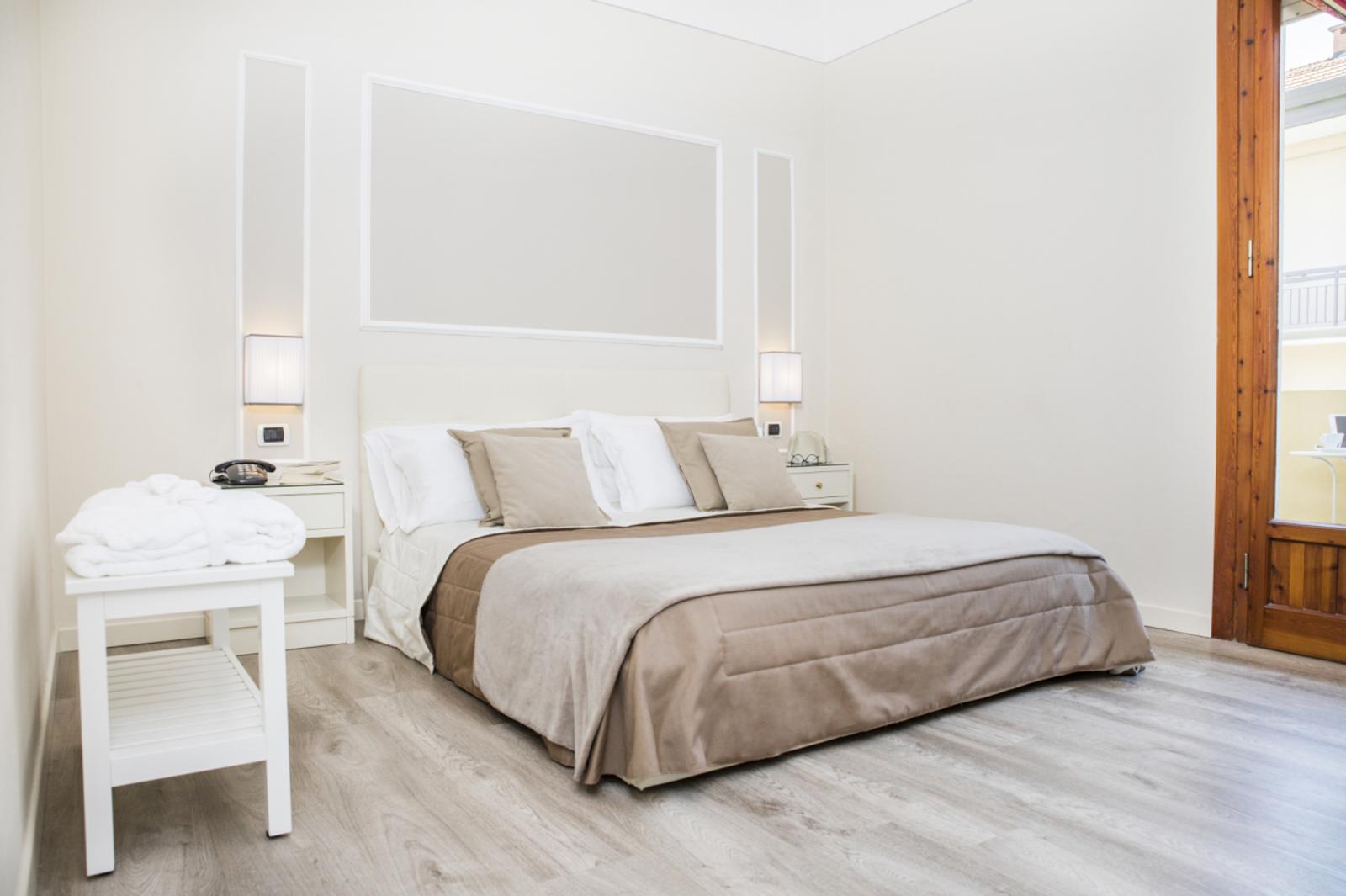 Hotel Ariston Montecatini stanza con letto matrimoniale