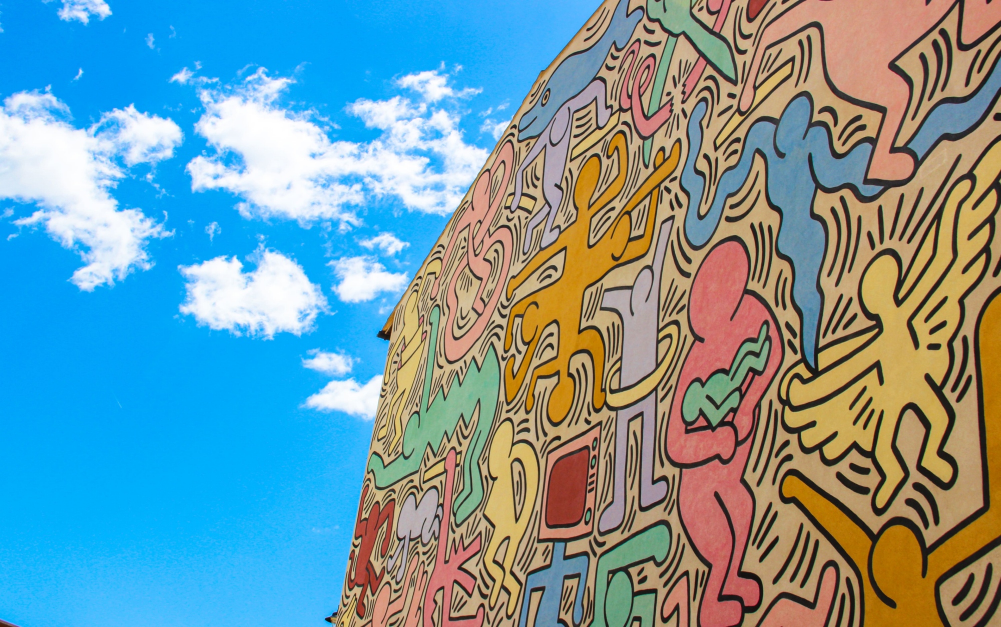 The mural Tuttomondo by Keith Haring