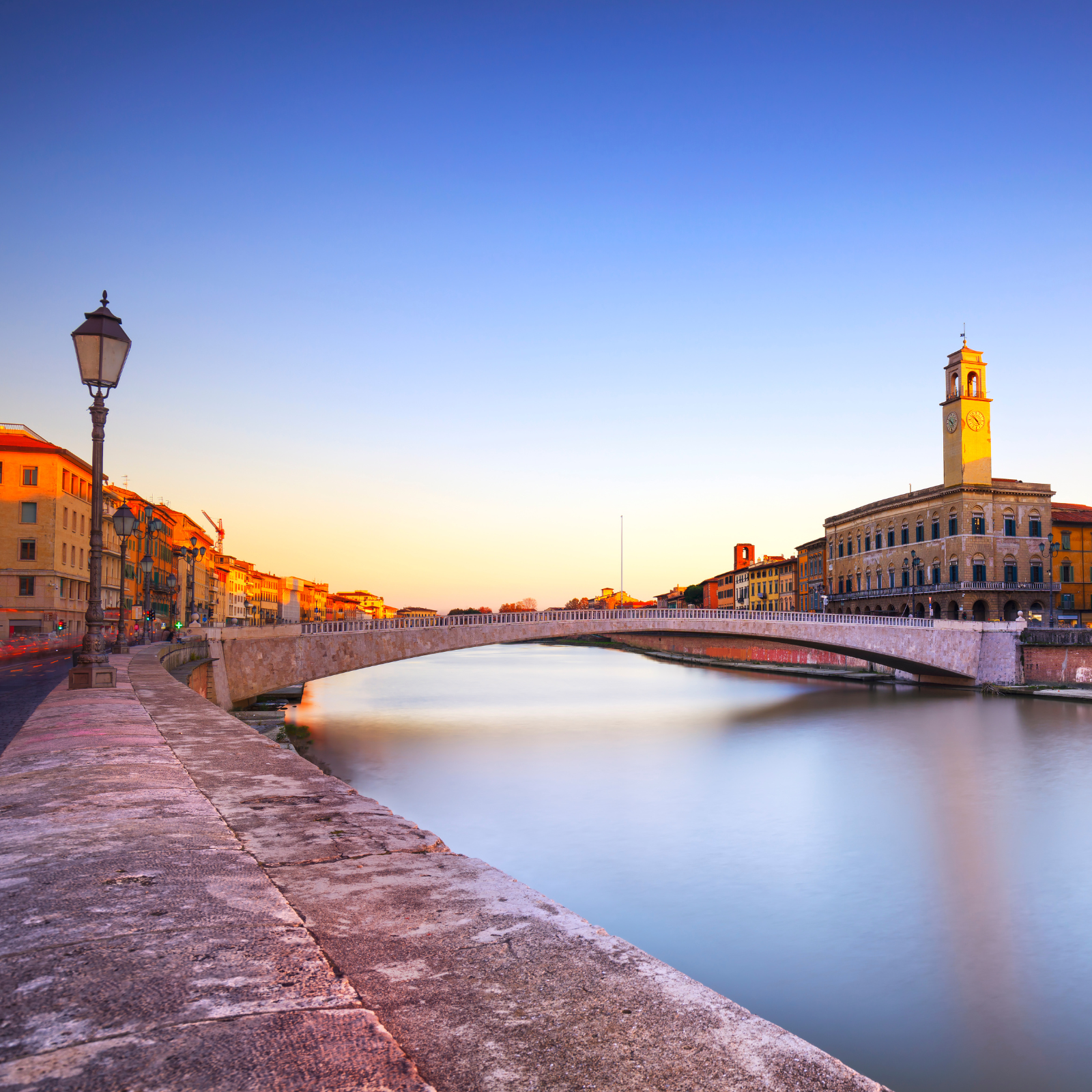 Visita del murale Tuttomondo, affascinante esempio di arte a cielo aperto nel centro di Pisa