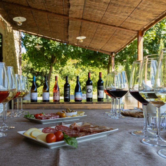 Cantina Buccelletti ti aspetta per visita e degustazione vini Cantina Buccelletti ti aspetta per visita e degustazione vini