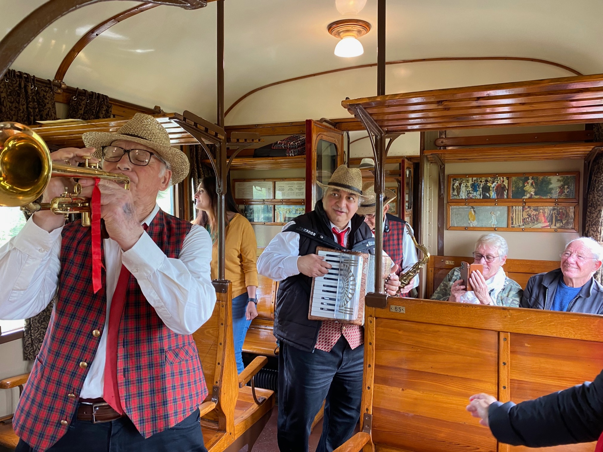Treno a vapore da Siena a San Giovanni d'Asso