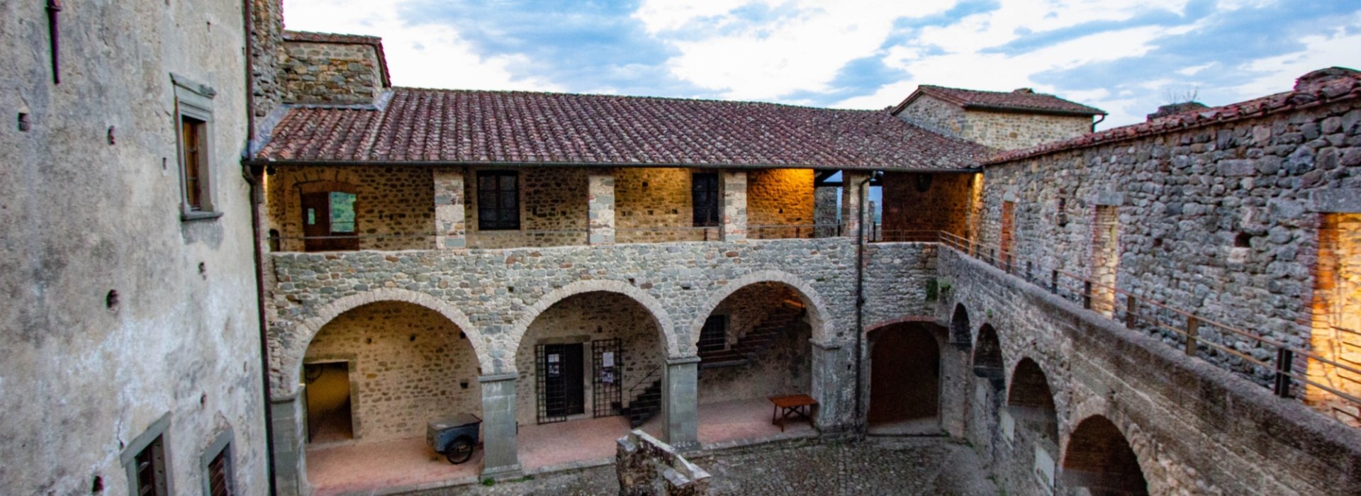 Interni del Castello di Lusuolo Interni del Castello di Lusuolo