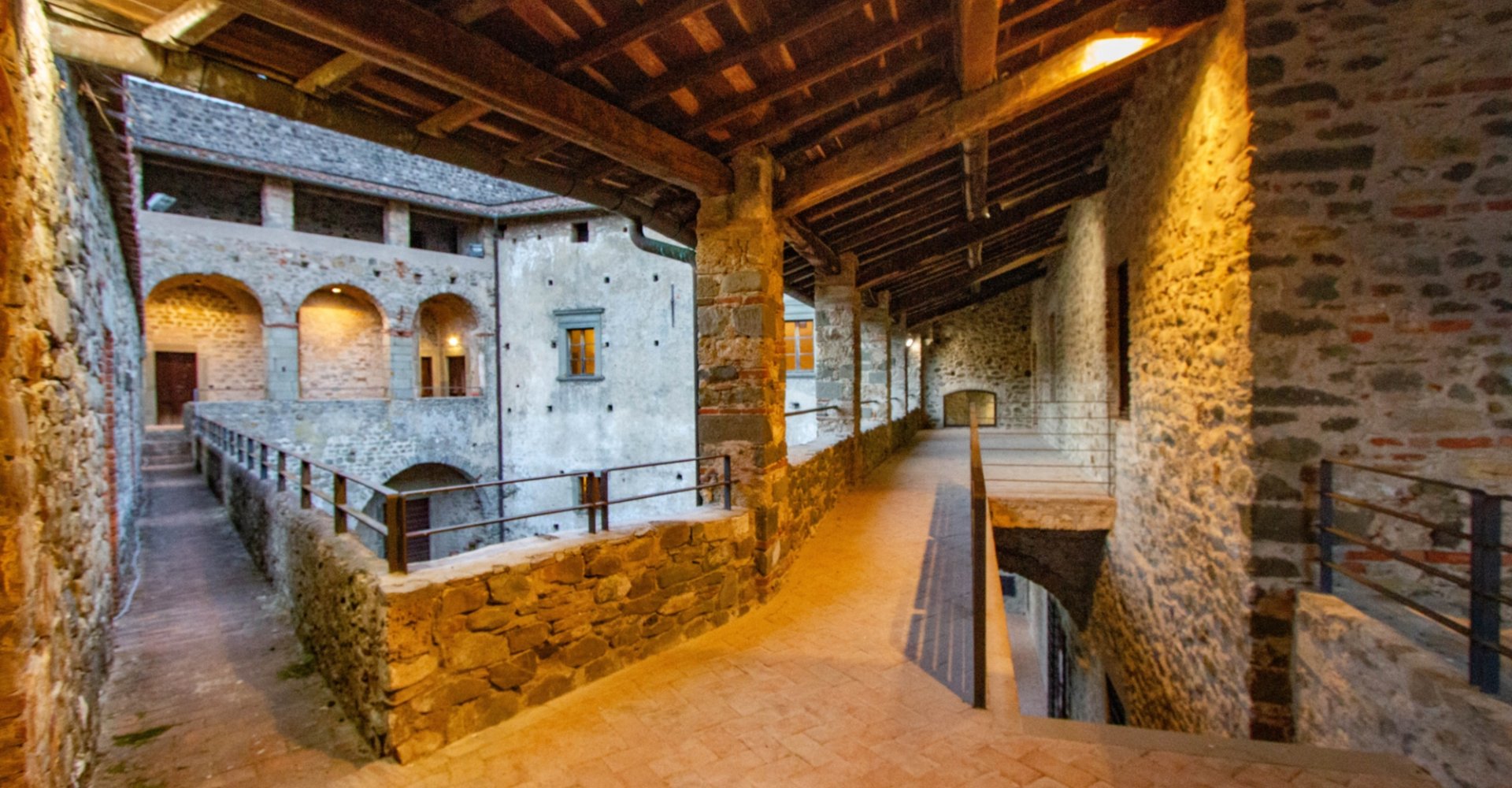 Das Castello von Lusuolo in Milazzo