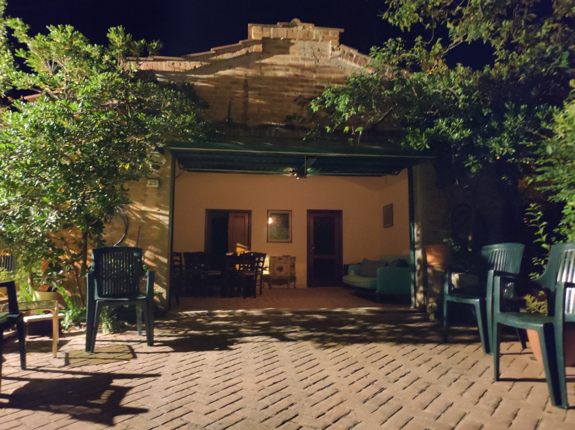 Soggiorno in Valdichiana nella grande villa La Pineta a Sinalunga