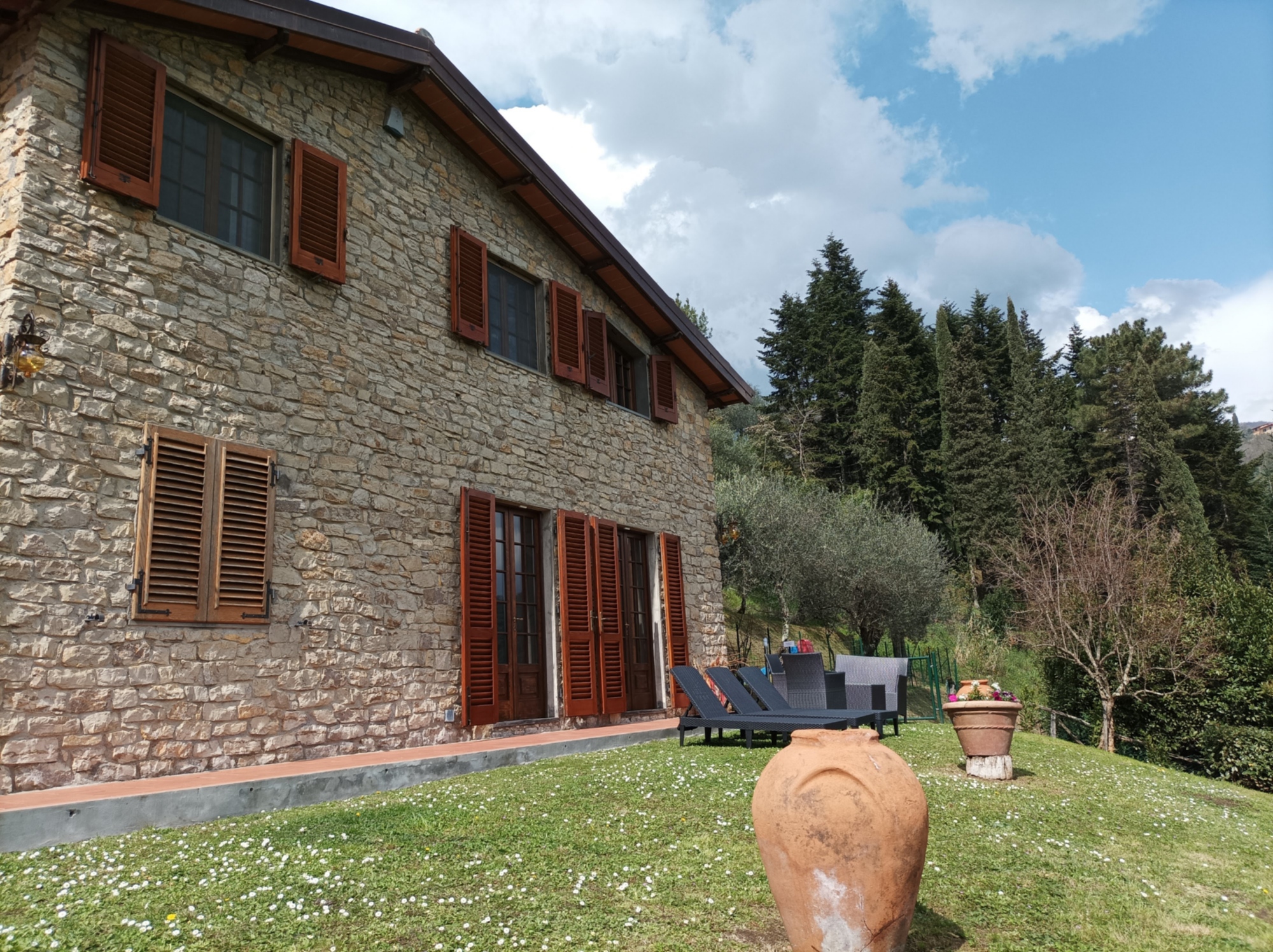 Woche Aufenthalt in Pescia zwischen März und Mai
