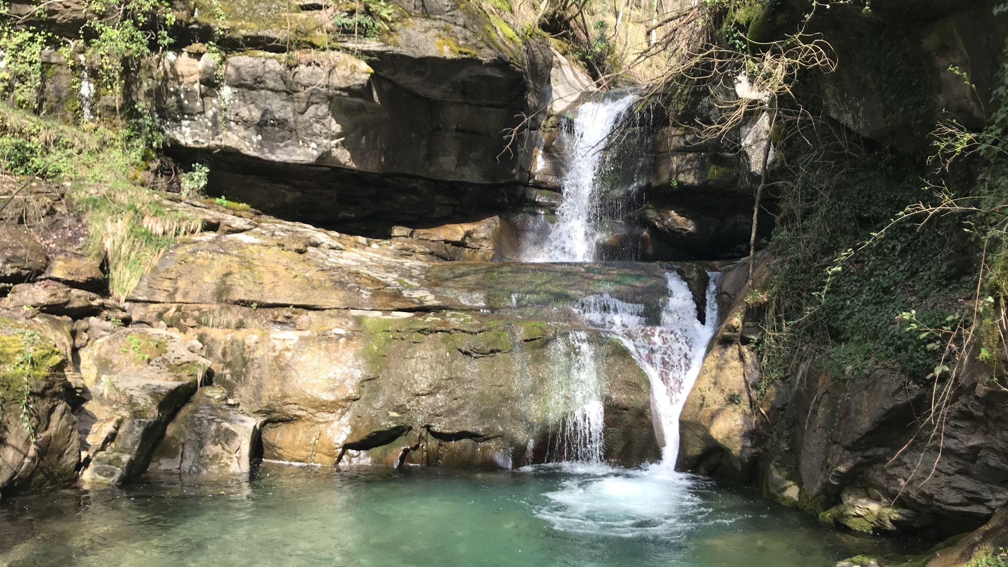 Passeggiata con bagno nel torrente Carigiola sull'Appennino Pratese
