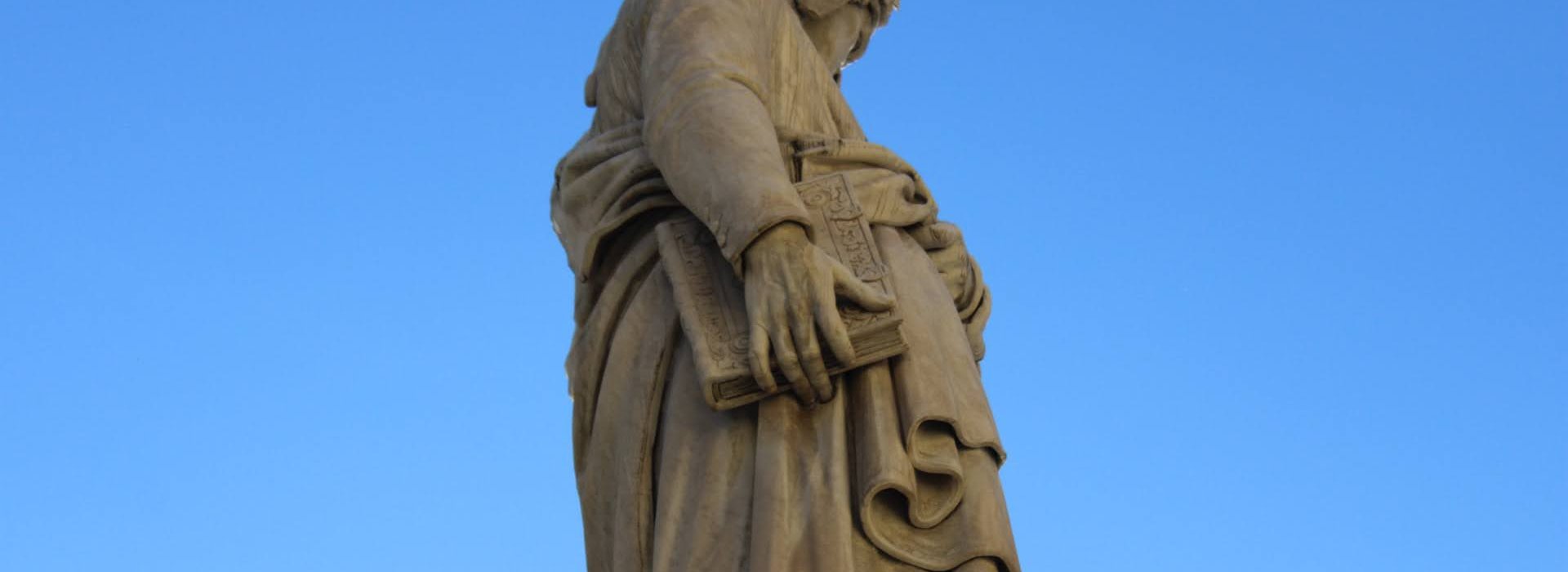 Statua Dante Alighieri