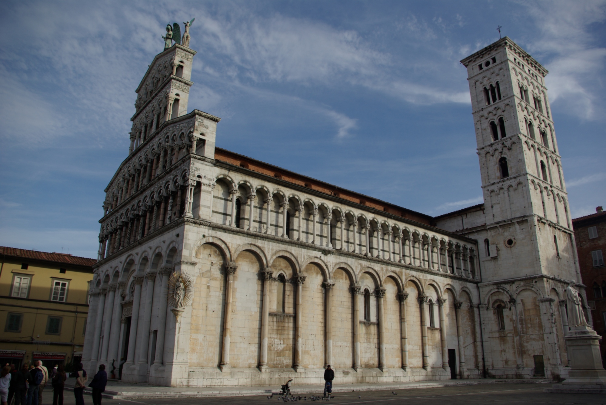 Alla scoperta di Lucca e delle colline lucchesi in bicicletta