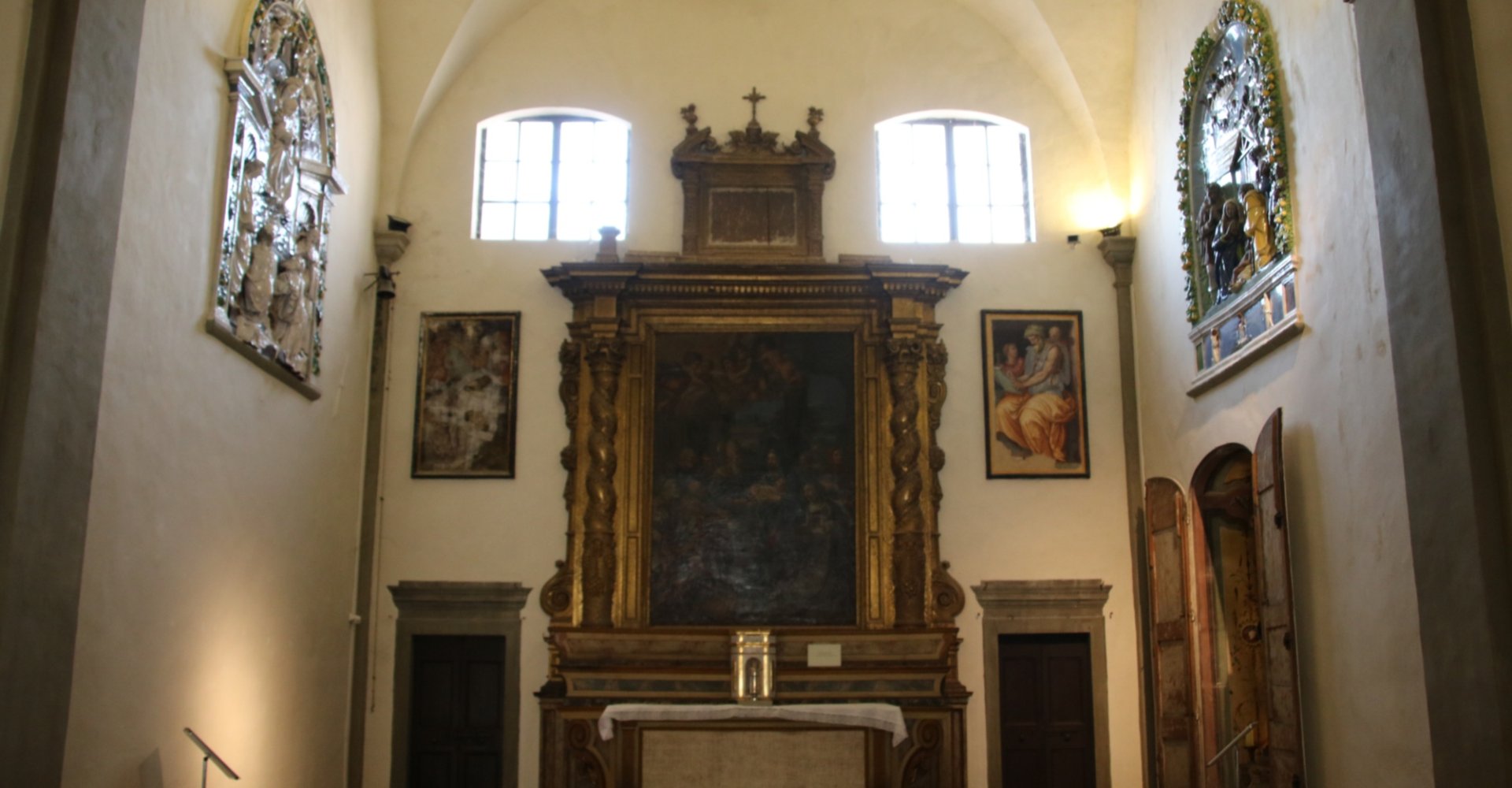 Intérieur de l'église Santa Chiara, Monte San Savino