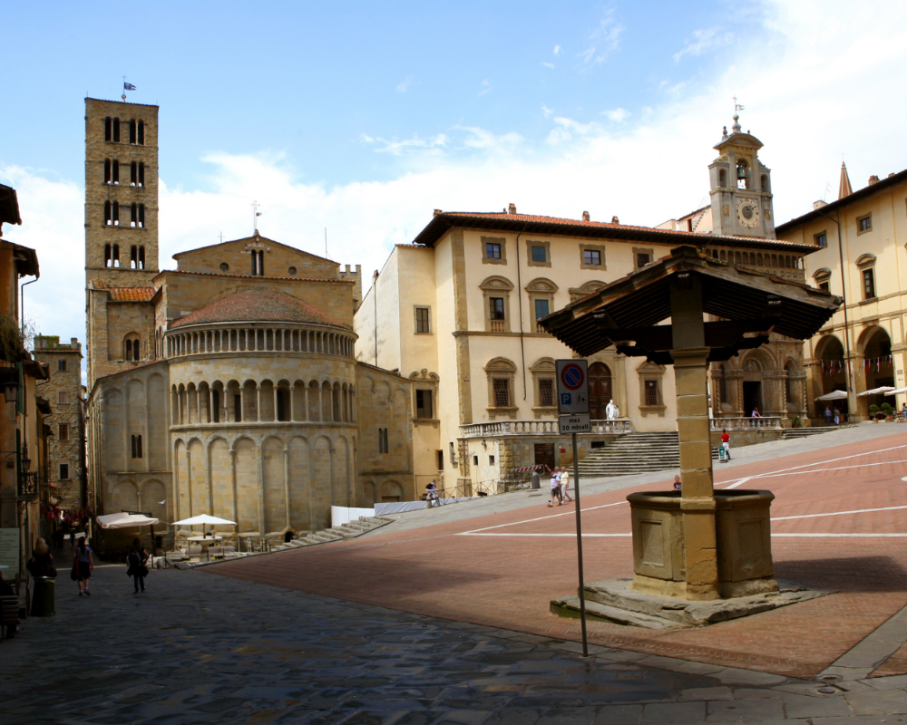 LGBTQ+ itinerary of Arezzo