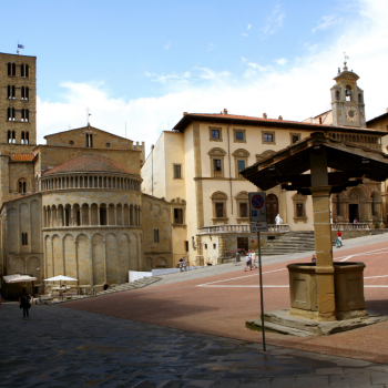 LGBTQ+ itinerary of Arezzo