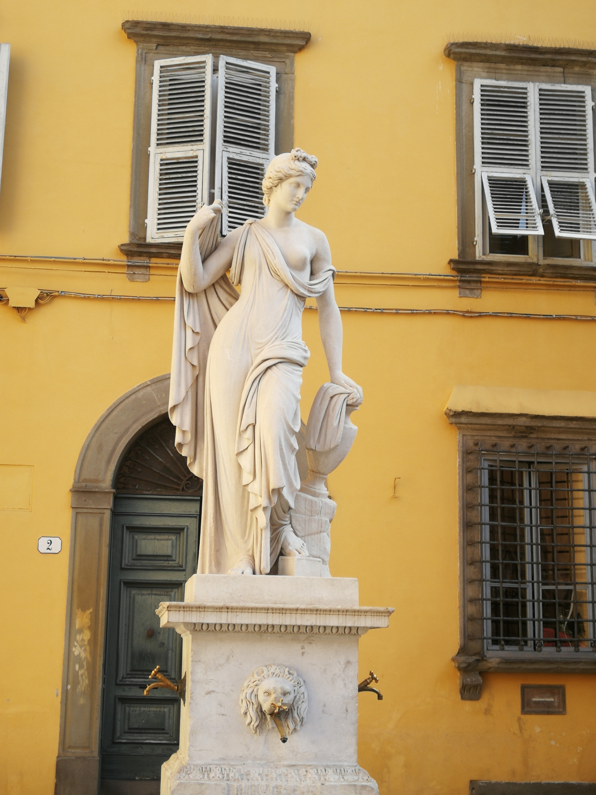 Lucca and its historical Palaces