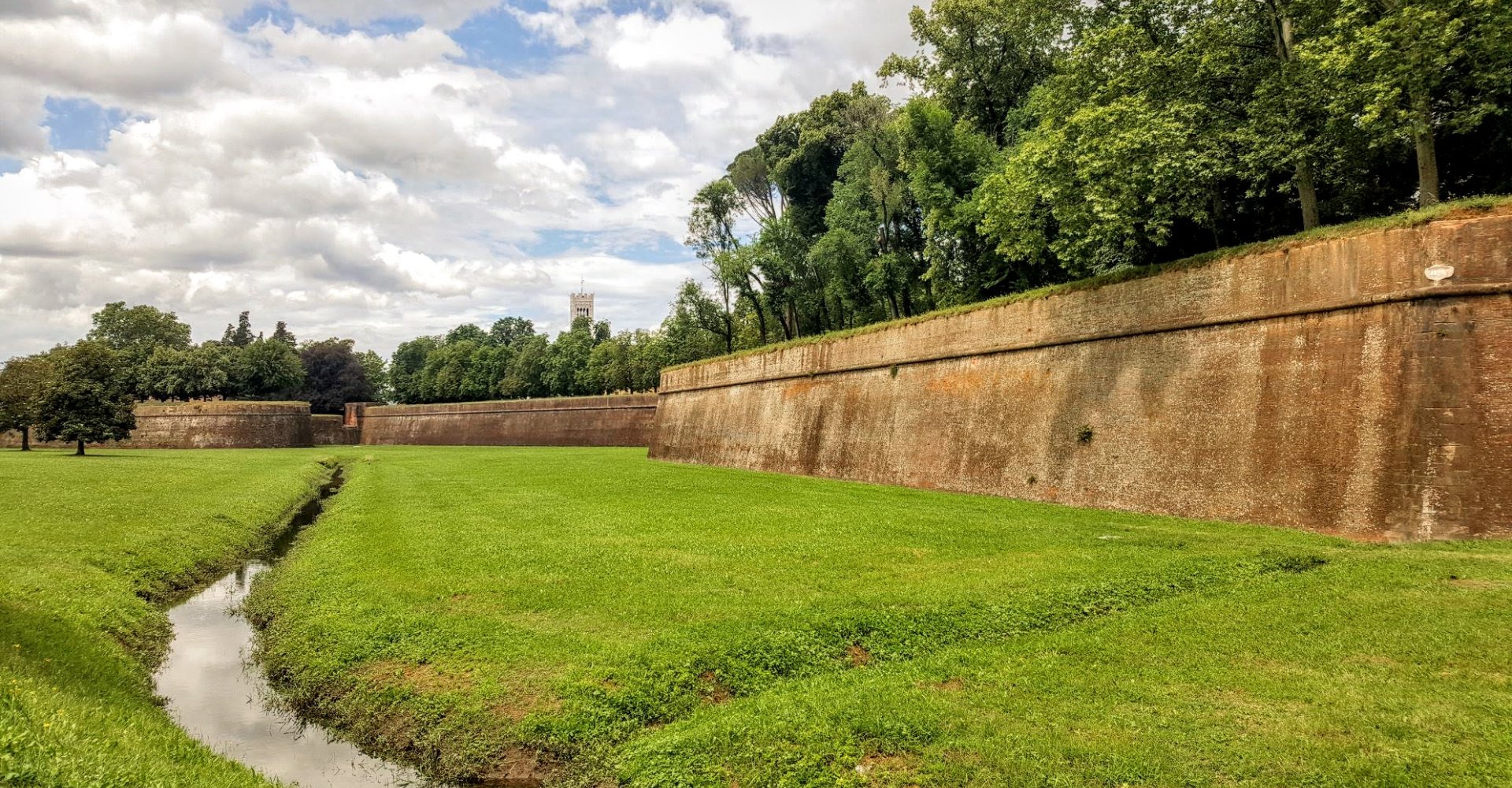 Les murs de Lucques