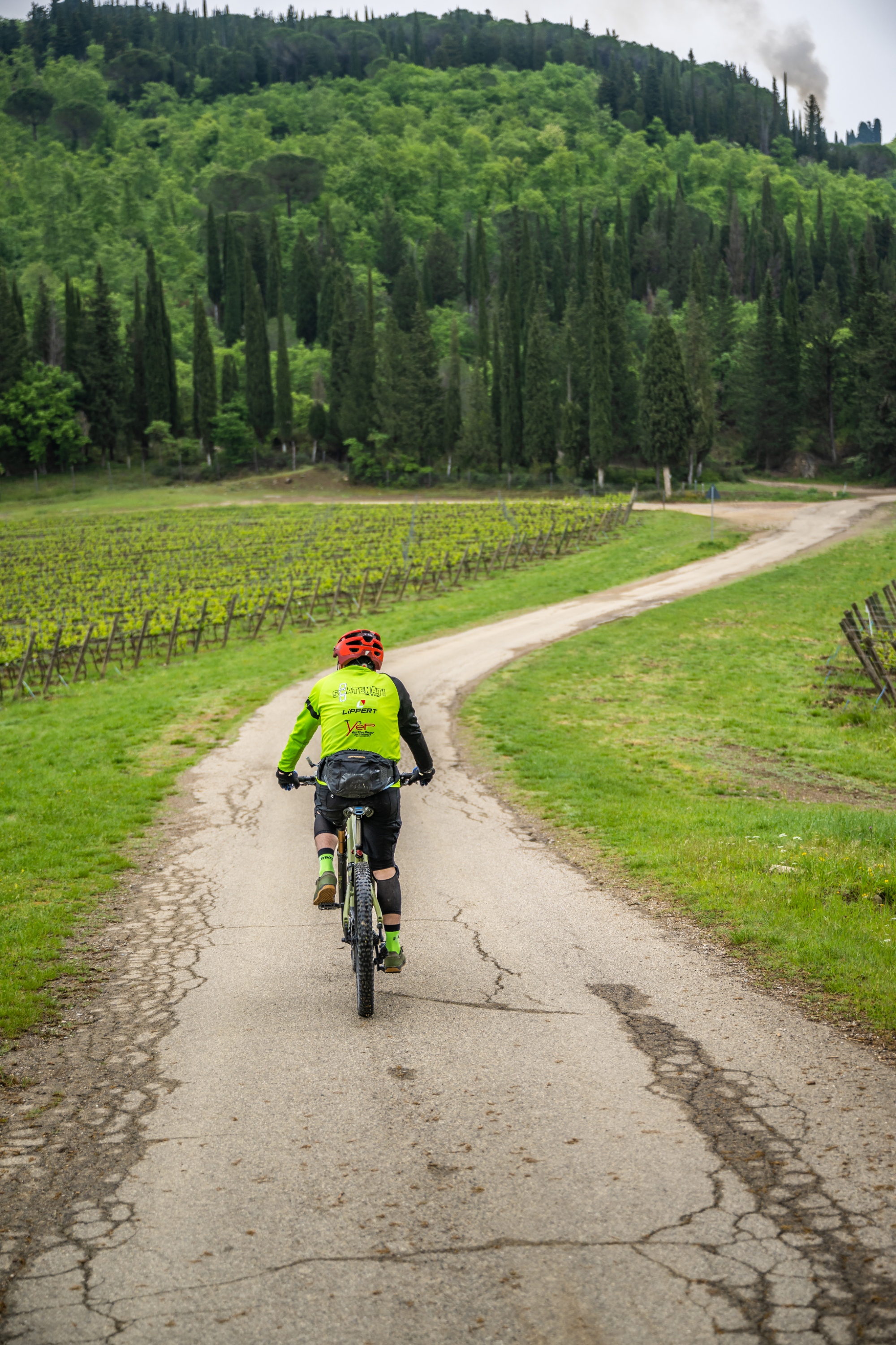 Five days by e-bike from Florence to the Chianti hills and up to the Etruscan Coast
