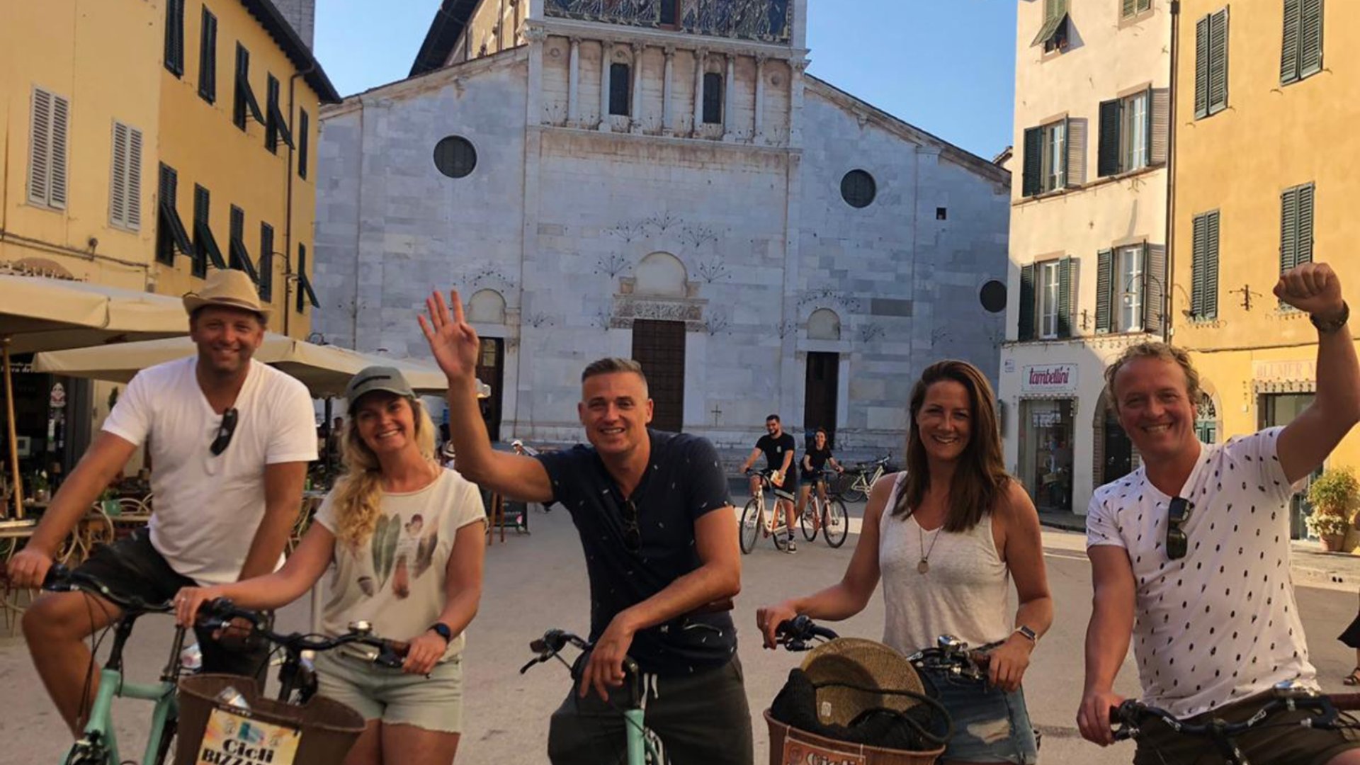 Tour de Lucca en bicicleta con Alexandra