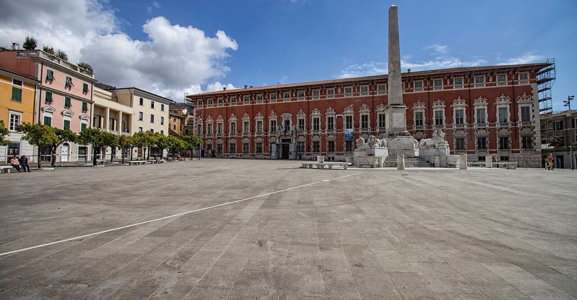 Palazzo Ducale facciata su Piazza Aranci