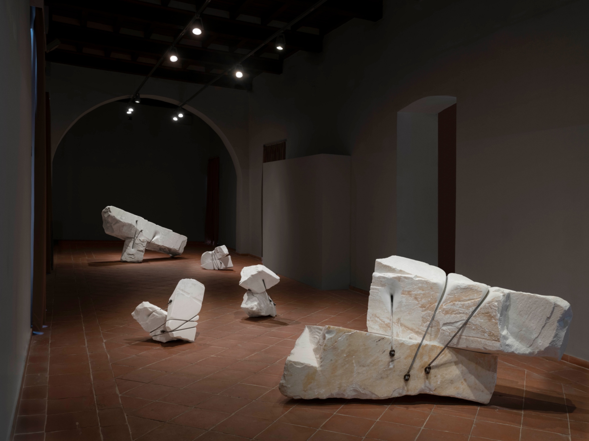 Opere scultoree di Mikayel Ohanjanyan