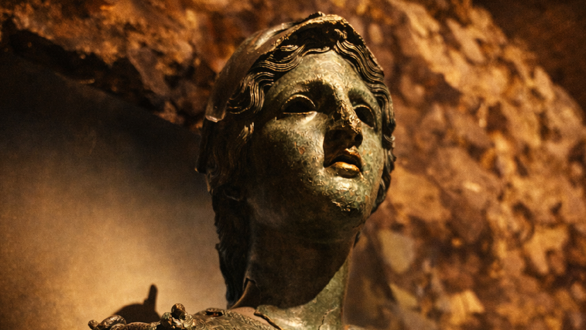 Bild des Bronzegesichts der Minerva