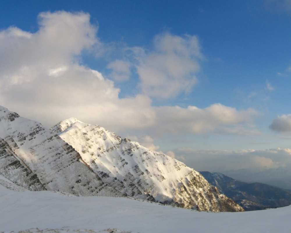The Apennine ridge from the Sella di M.Acuto