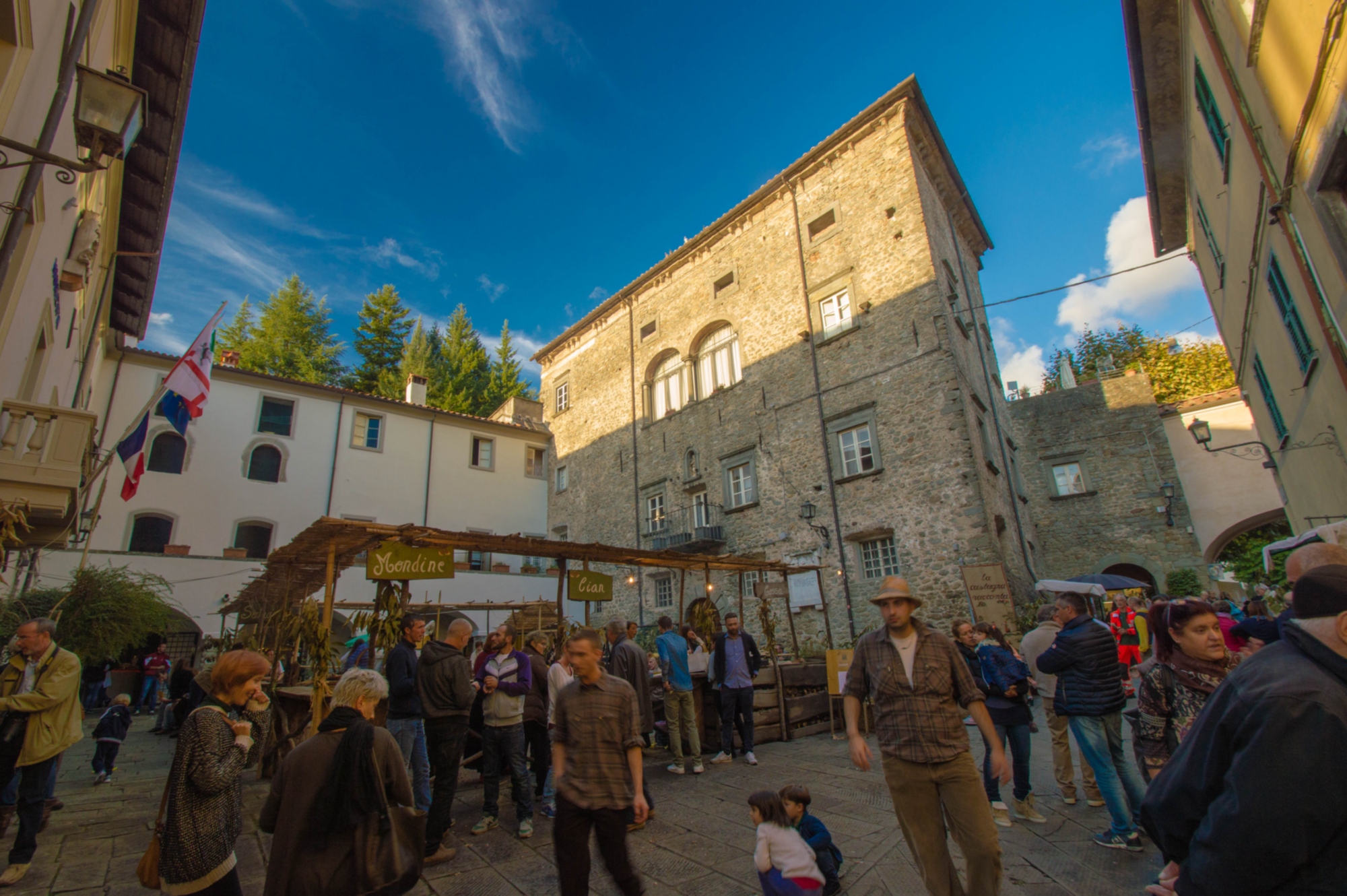 La Castagna Racconta en Licciana