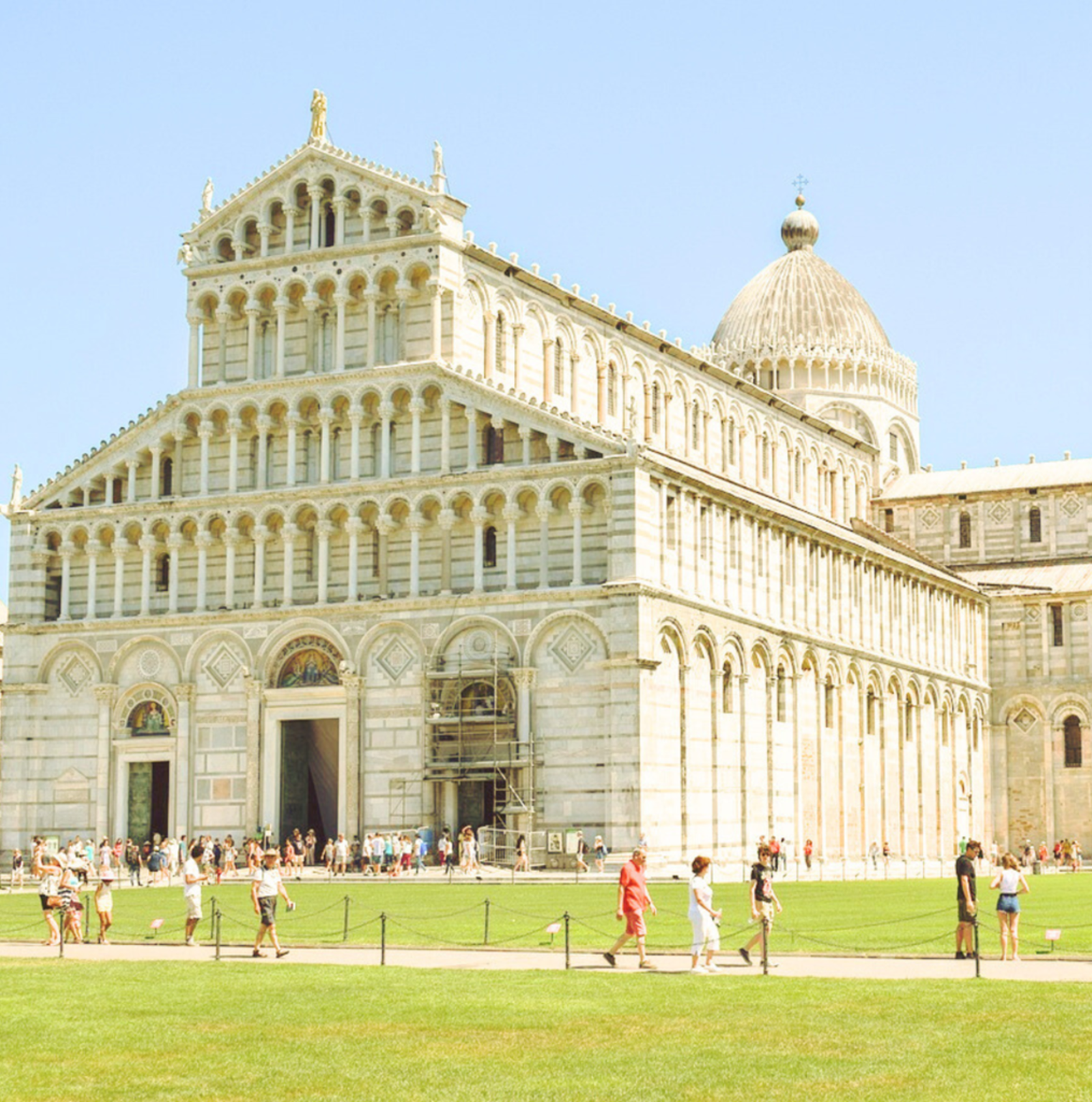 Private minivan tour from Florence to discover Pisa