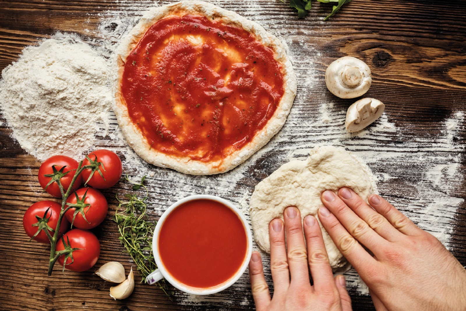 Cooking class in Florence. The secrets of pizza preparation in this cooking class in Florence