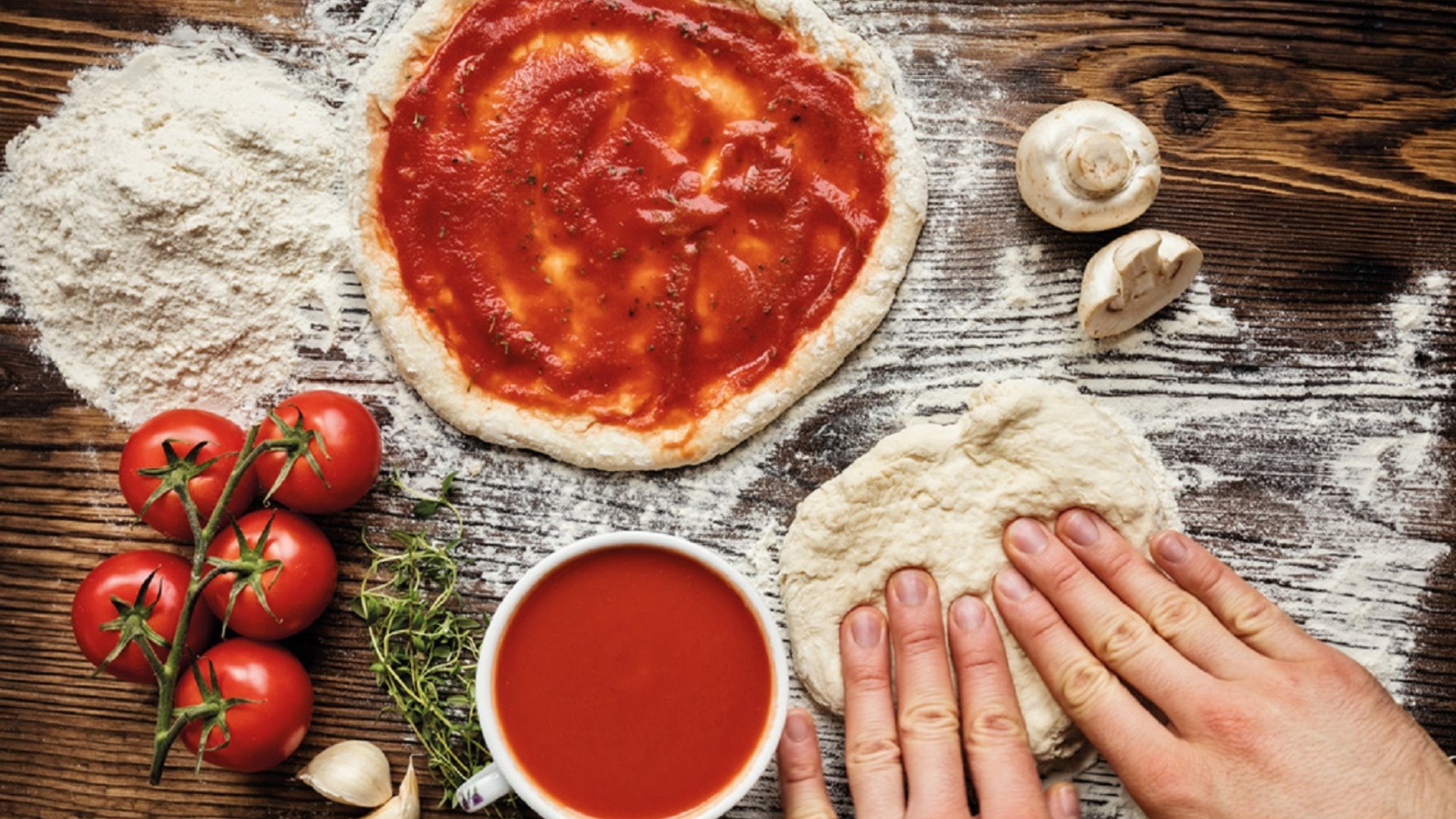 Cooking class in Florence. The secrets of pizza preparation in this cooking class in Florence