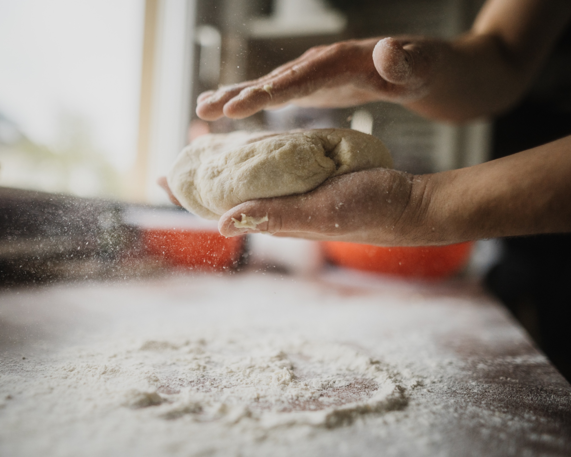 Cooking lesson to discover the secrets of making pizza and Tuscan focaccia