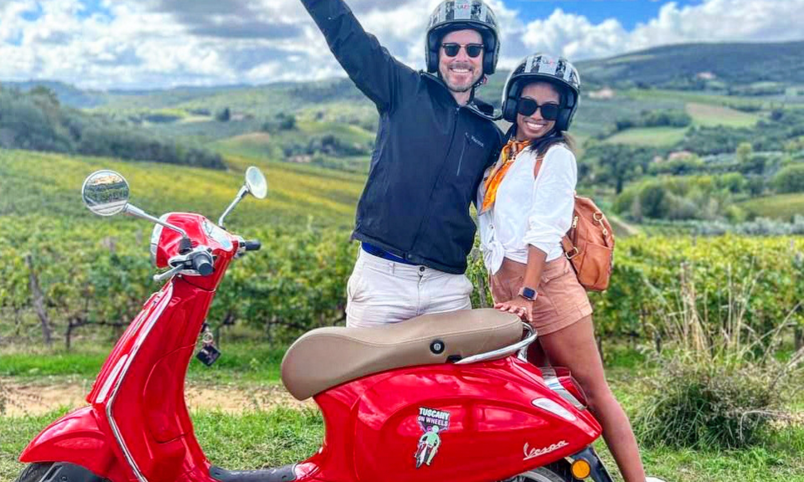 Vespa Tuscany couples & honeymoon