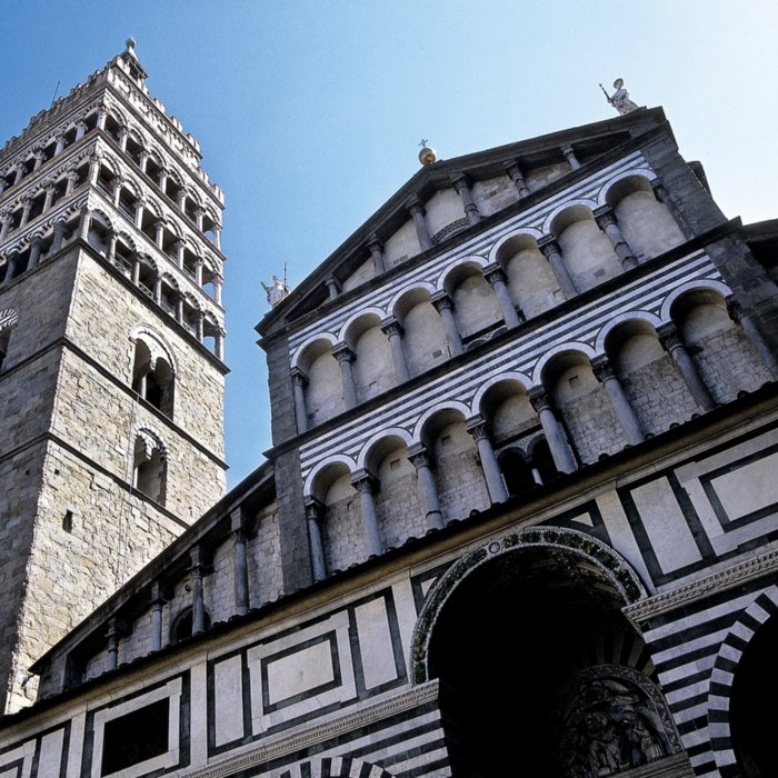 Guided tour in the historic center of Pistoia