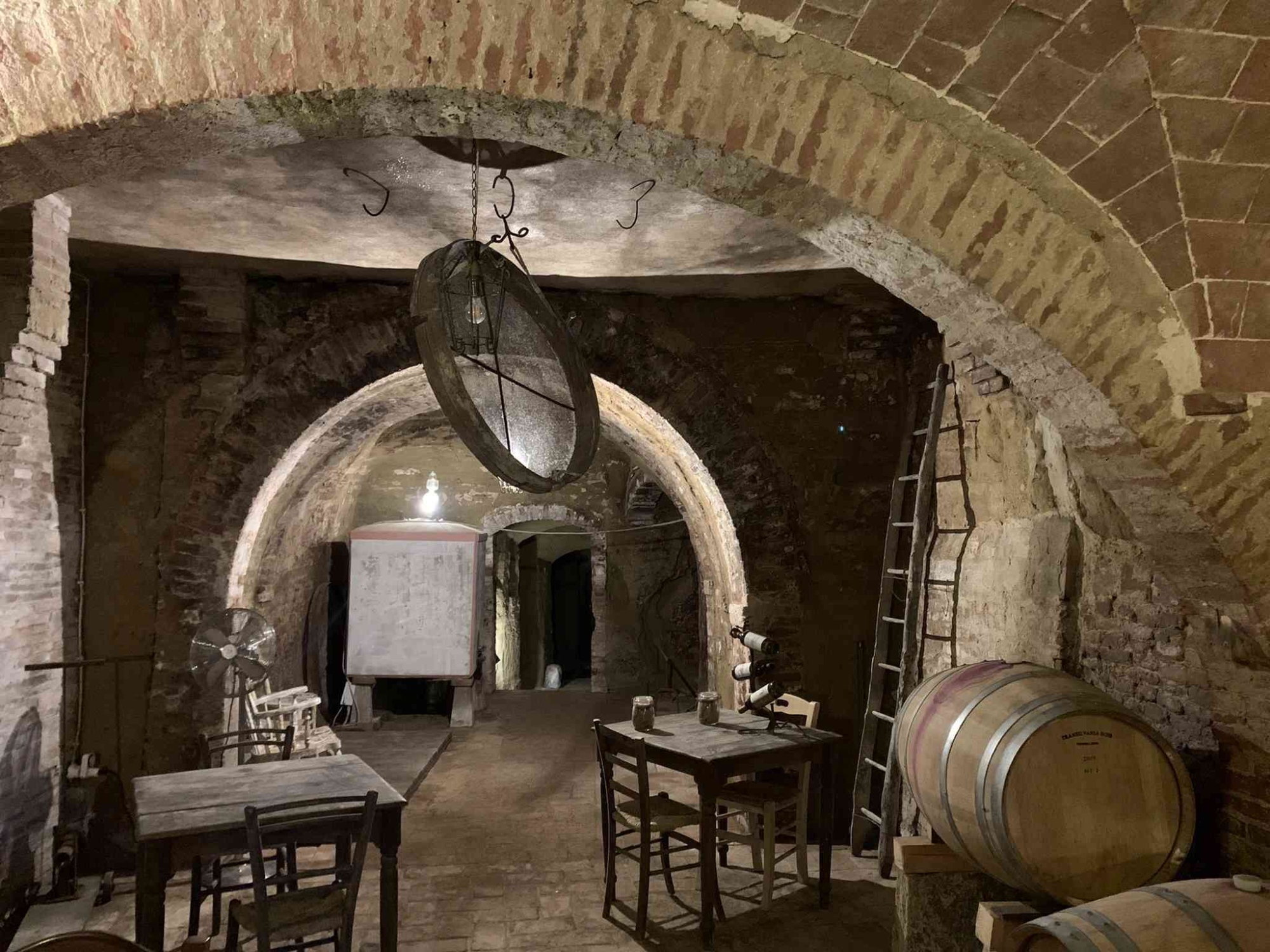 Corso di pasticceria e tour delle micro-cantine a Morrona