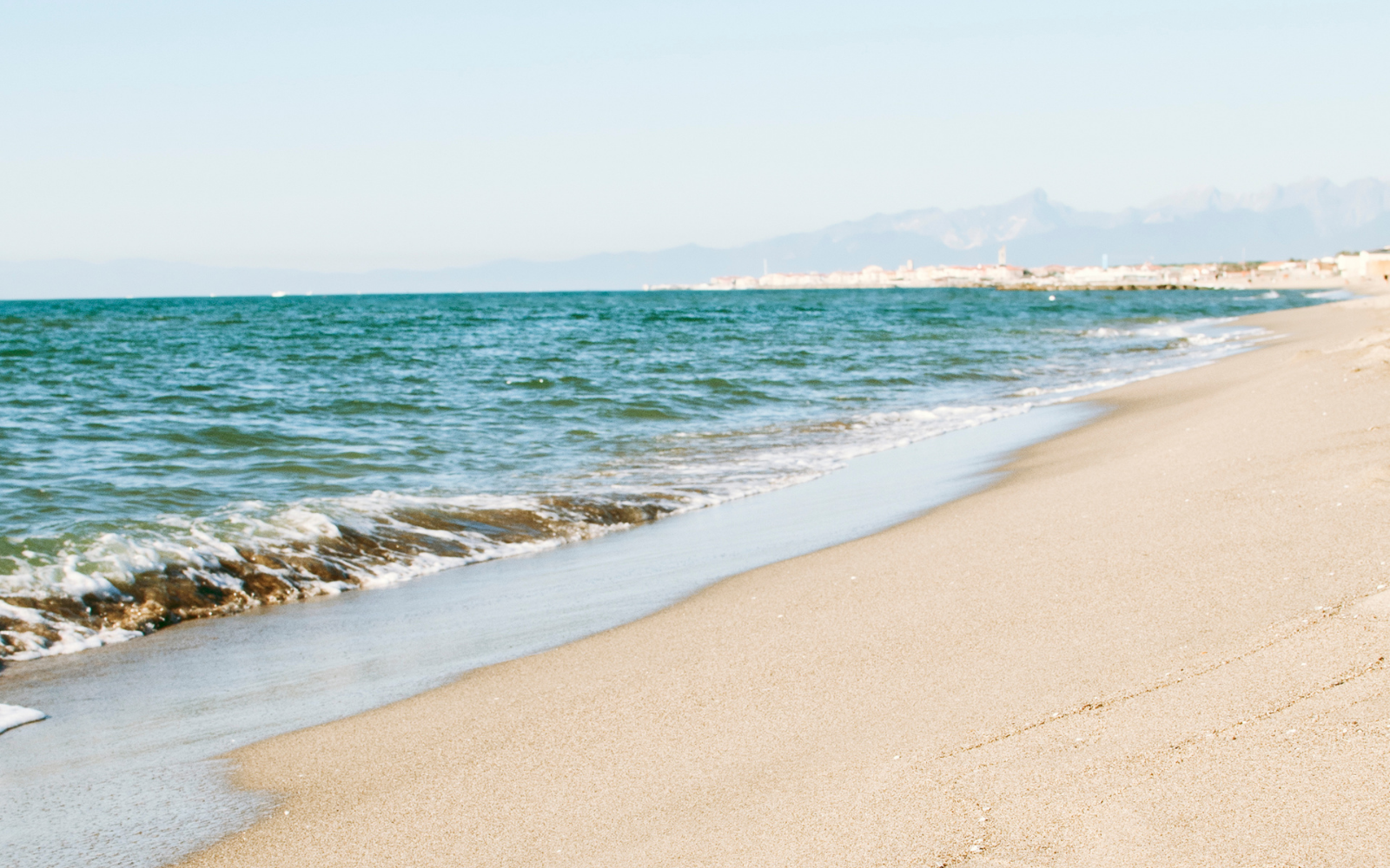 Gay-friendly beaches in Tuscany