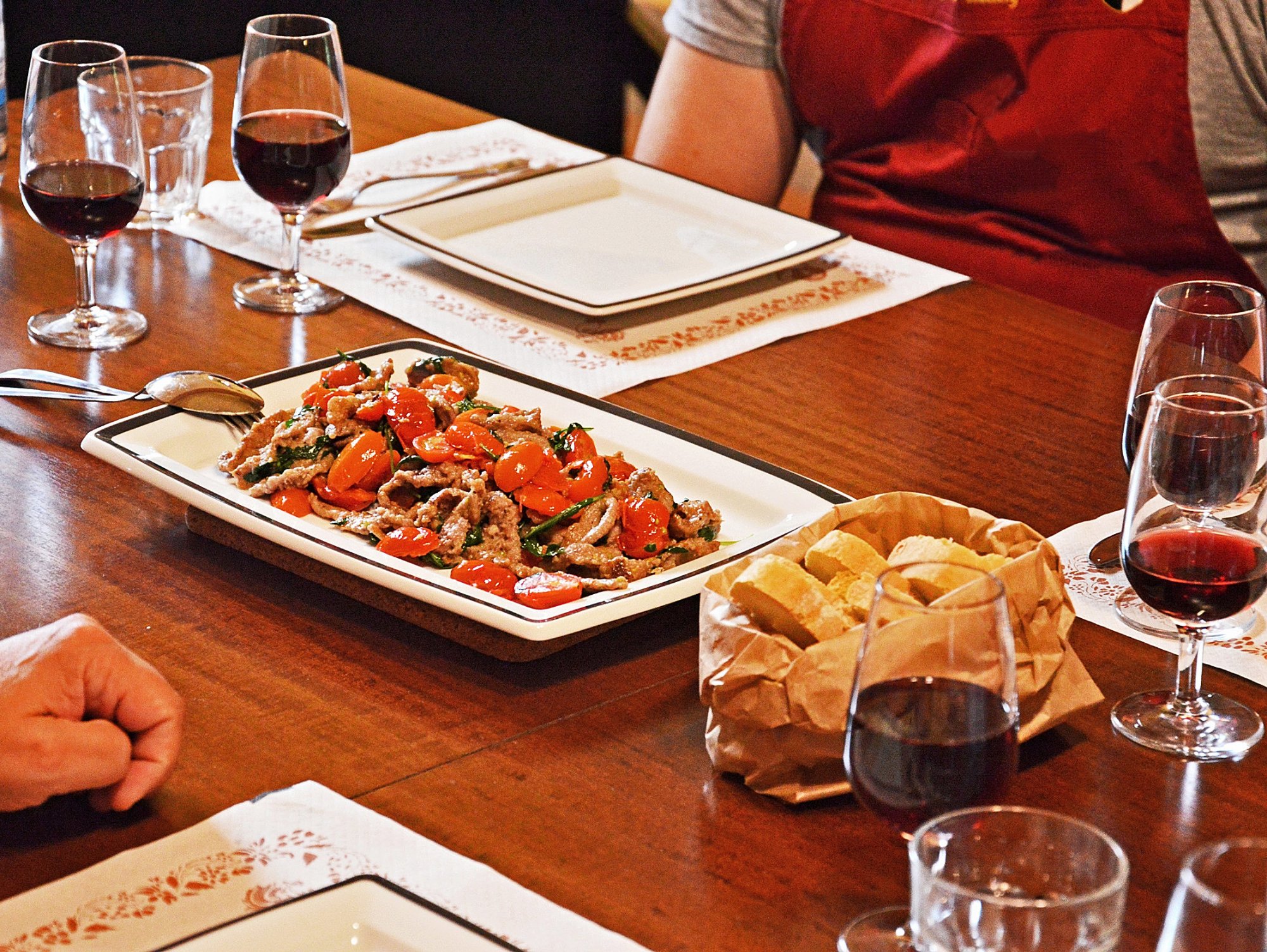 A moment from the tasting, paired with local wines