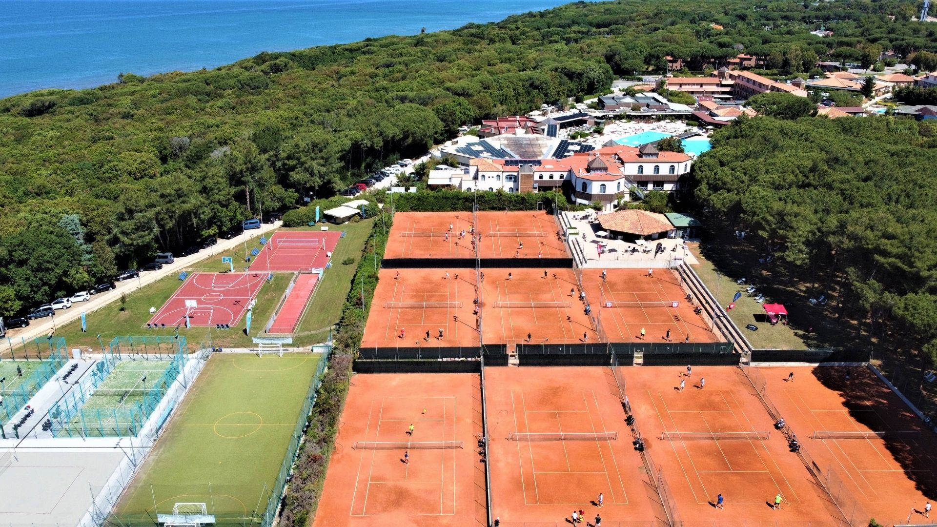 Garden Toscana Resort con campi da tennis