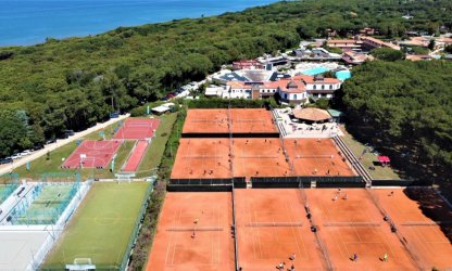 Garden Toscana Resort con campi da tennis