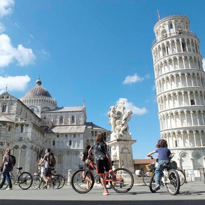 tour di pisa in bicicletta