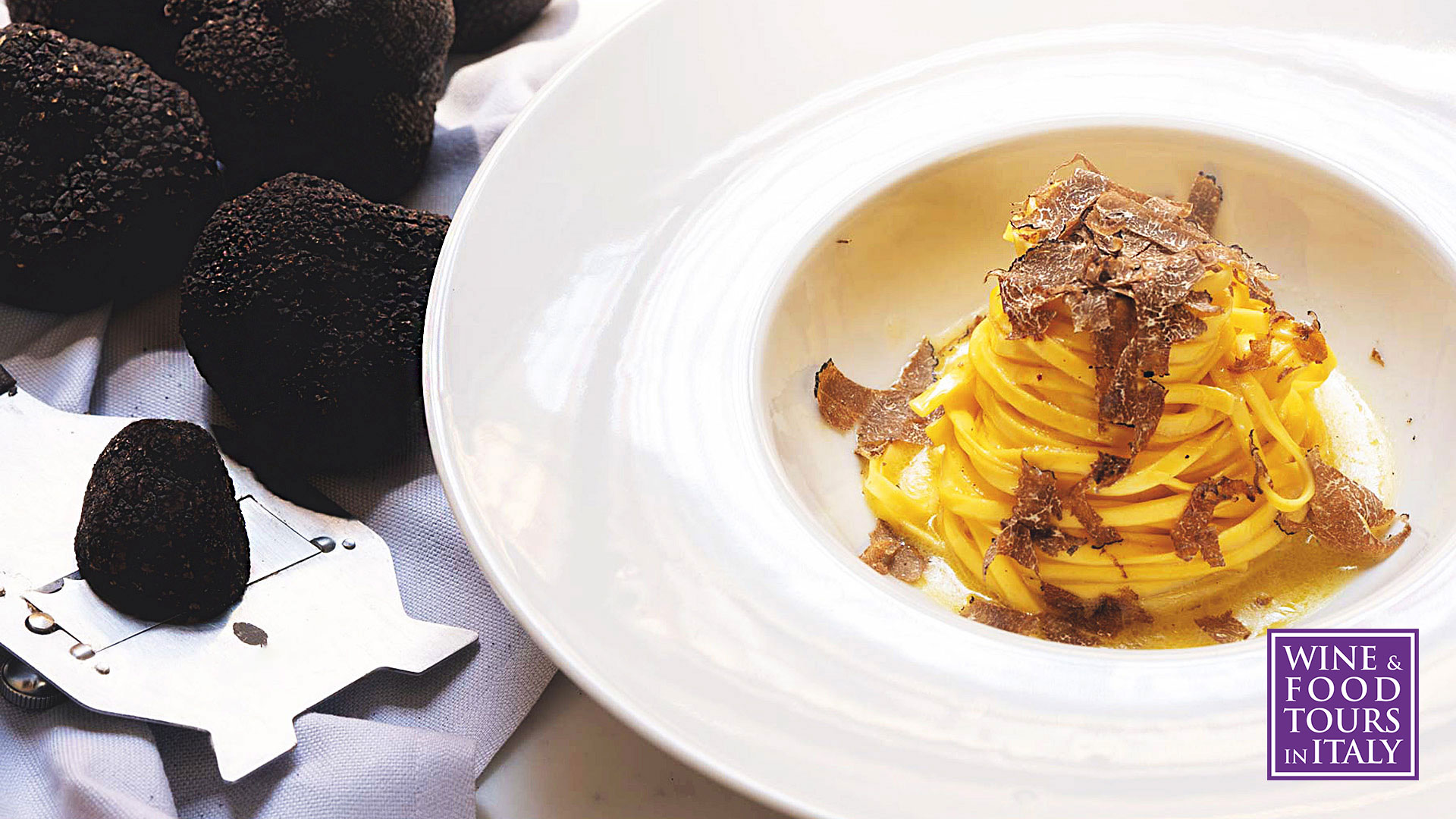 truffle-hunting-tour-tartufo-cooking-food-lovers-tuscany